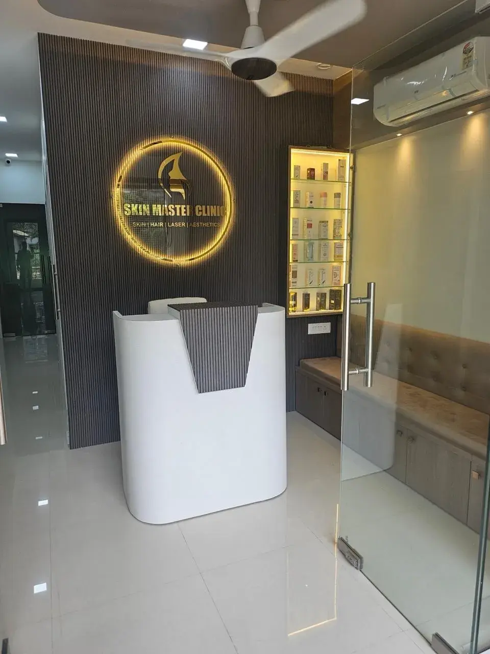 Skin Master Clinic reception